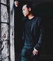 They say to shoot for the stars, and celebrity photographer Steven Sandoval does just that. From star studded nights with Hot 97's DJ Bobby Trends to photo shoots with upcoming talent, Sandoval stays booked and busy on his road to becoming a legend.